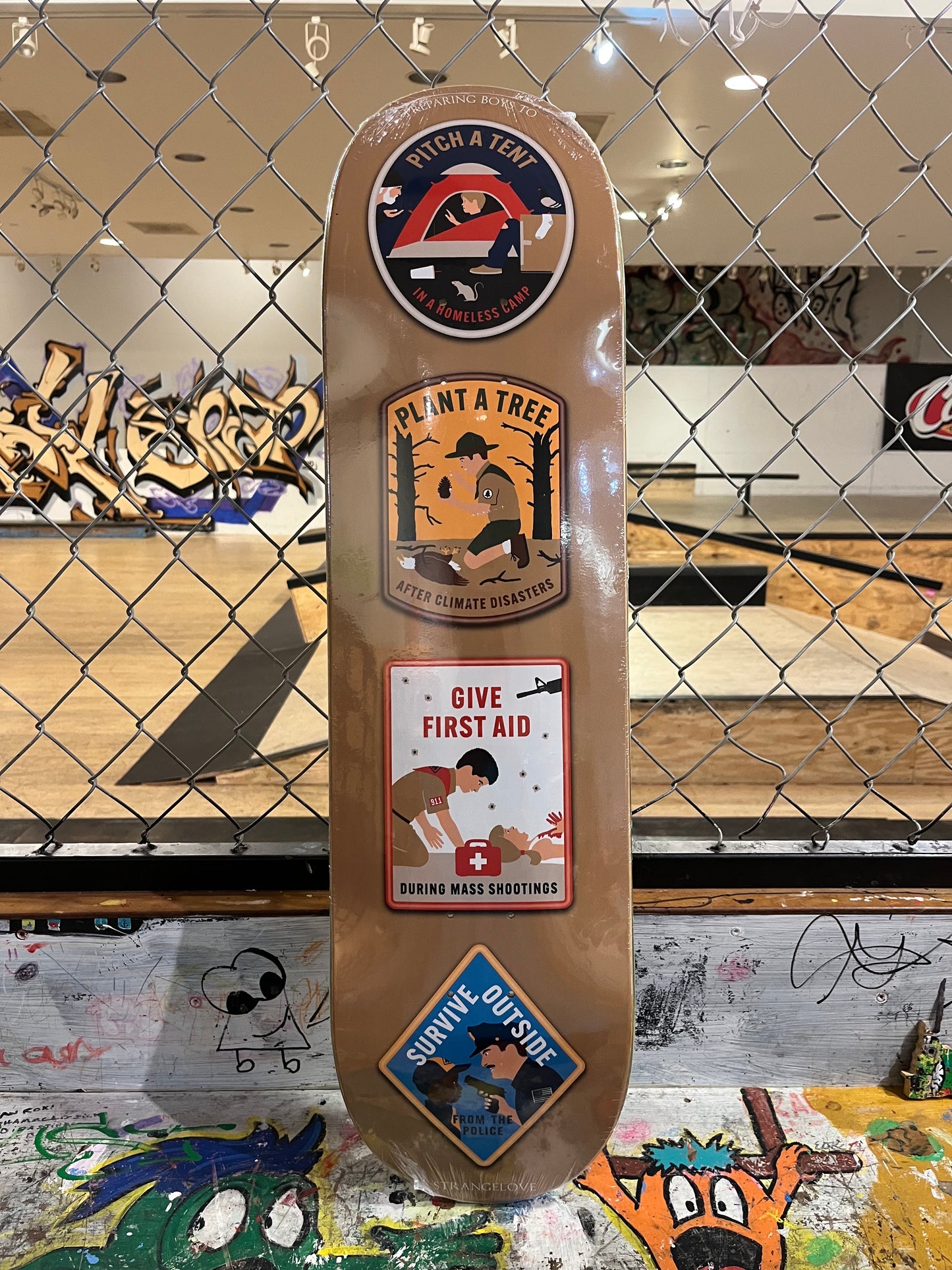 Strange Love SkateboardsPreparing Boys / 8.25 Deck