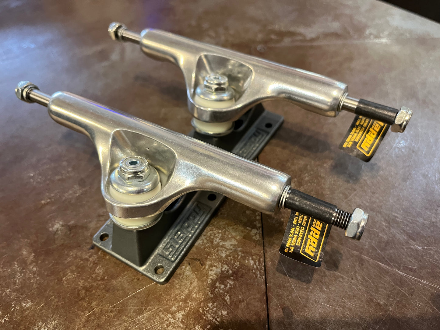 Slappy ST1 Hollow 8.25 gunmetal grey baseplate