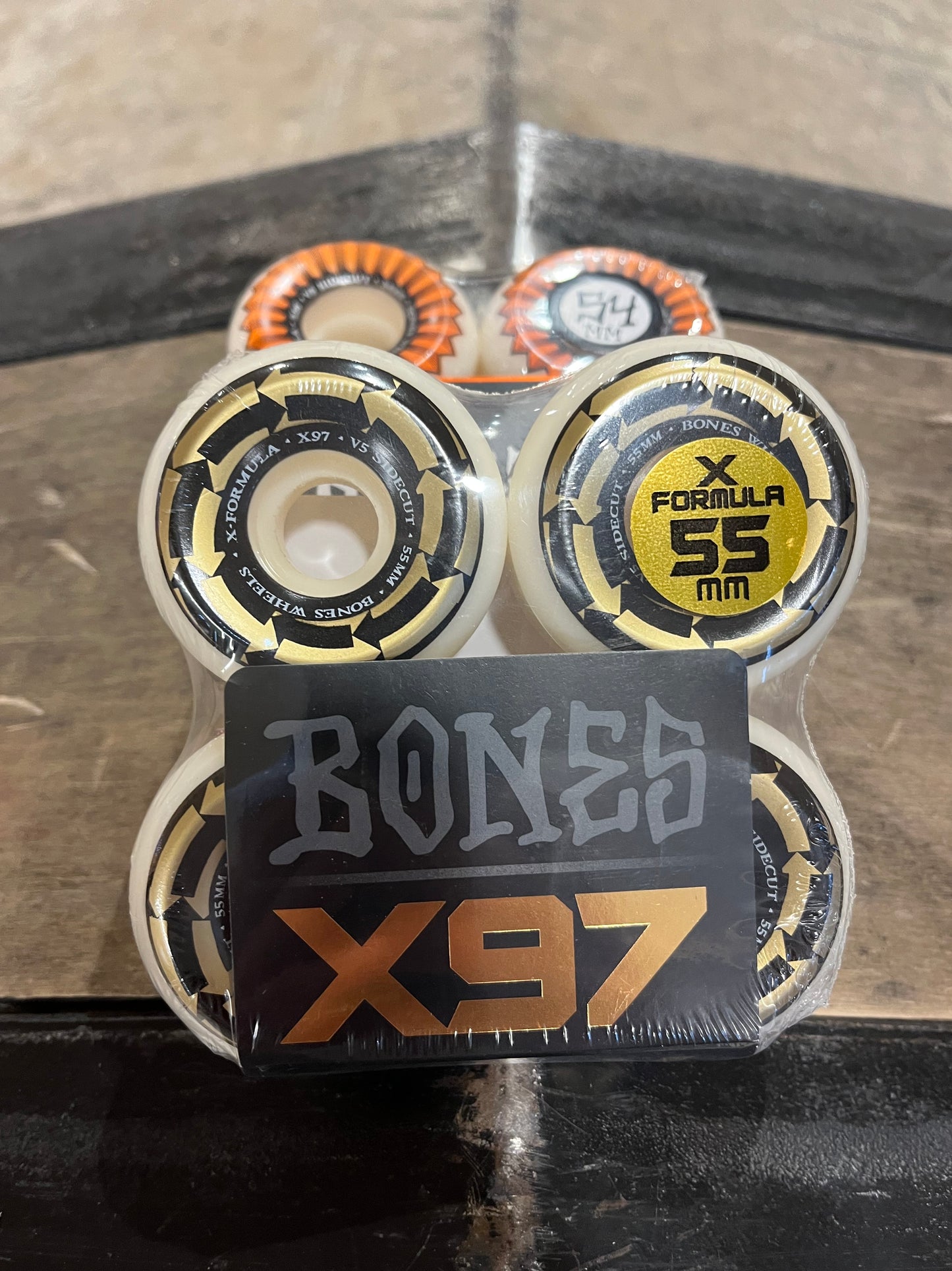BONES X FORMULA SIDE CUT 54MM 95A V5