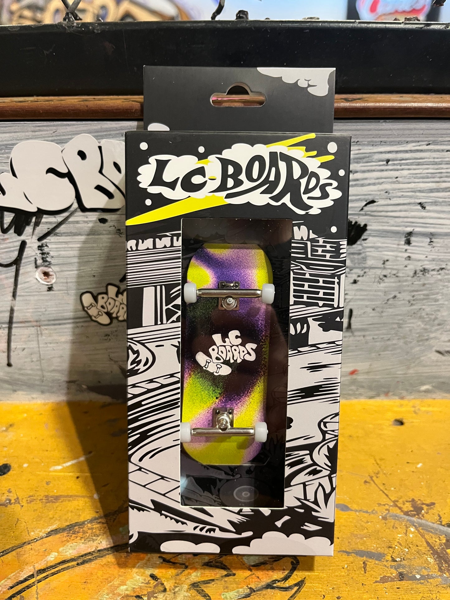 LC BOARDS 98X34 COMPLETE OVERSPRAY GRAPHIC FOAM GRIP TAPE