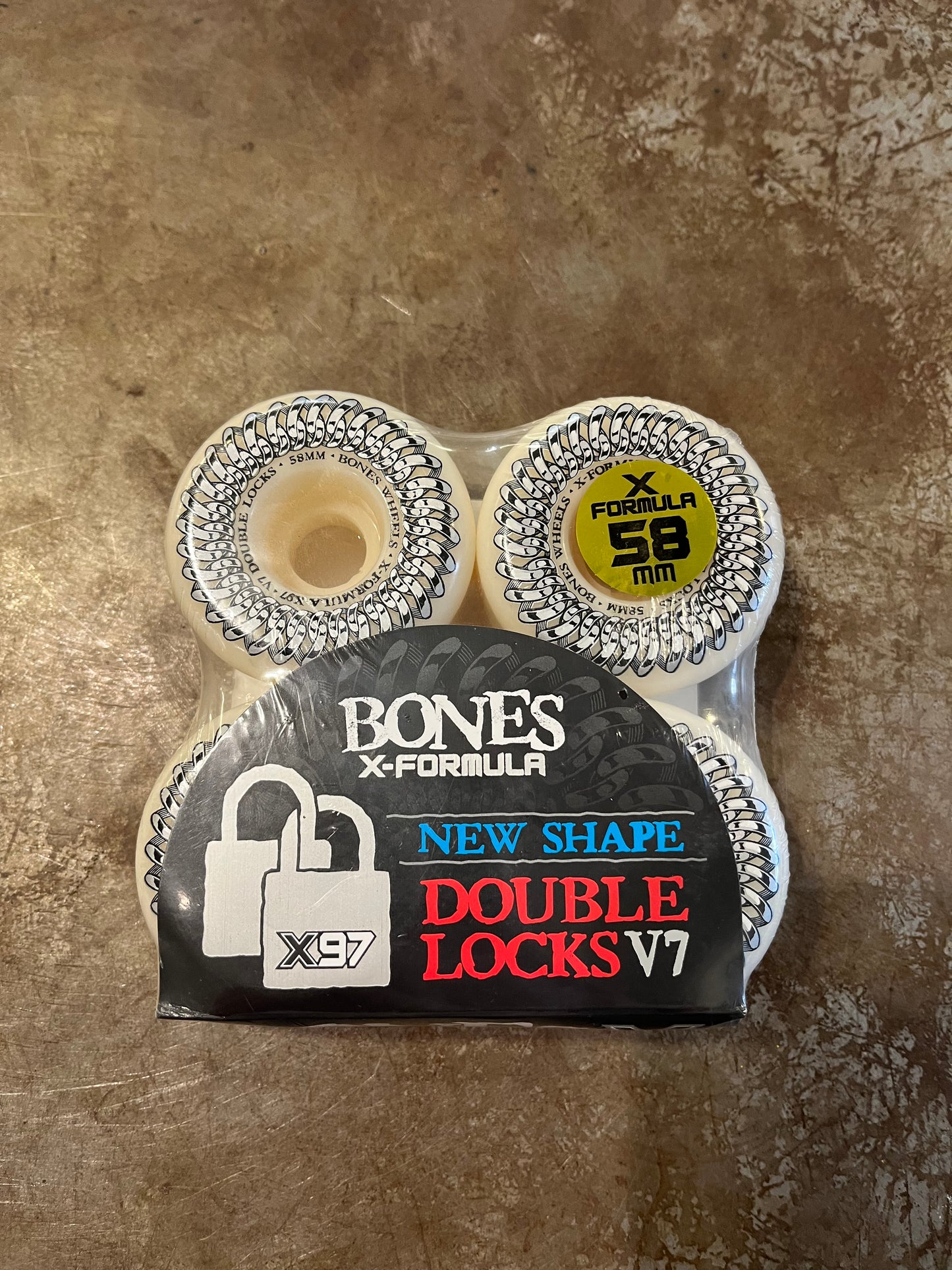 Bones X Formula Double Locks X97 V7 58mm