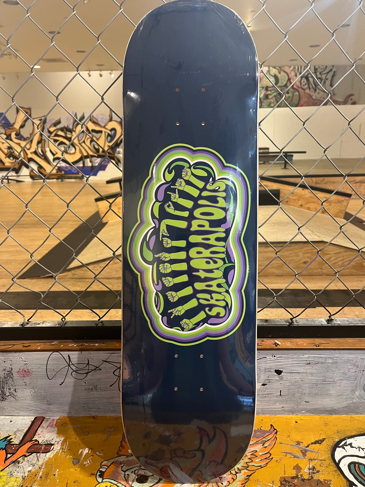SkaterApolis Sign Hands Size 8.75