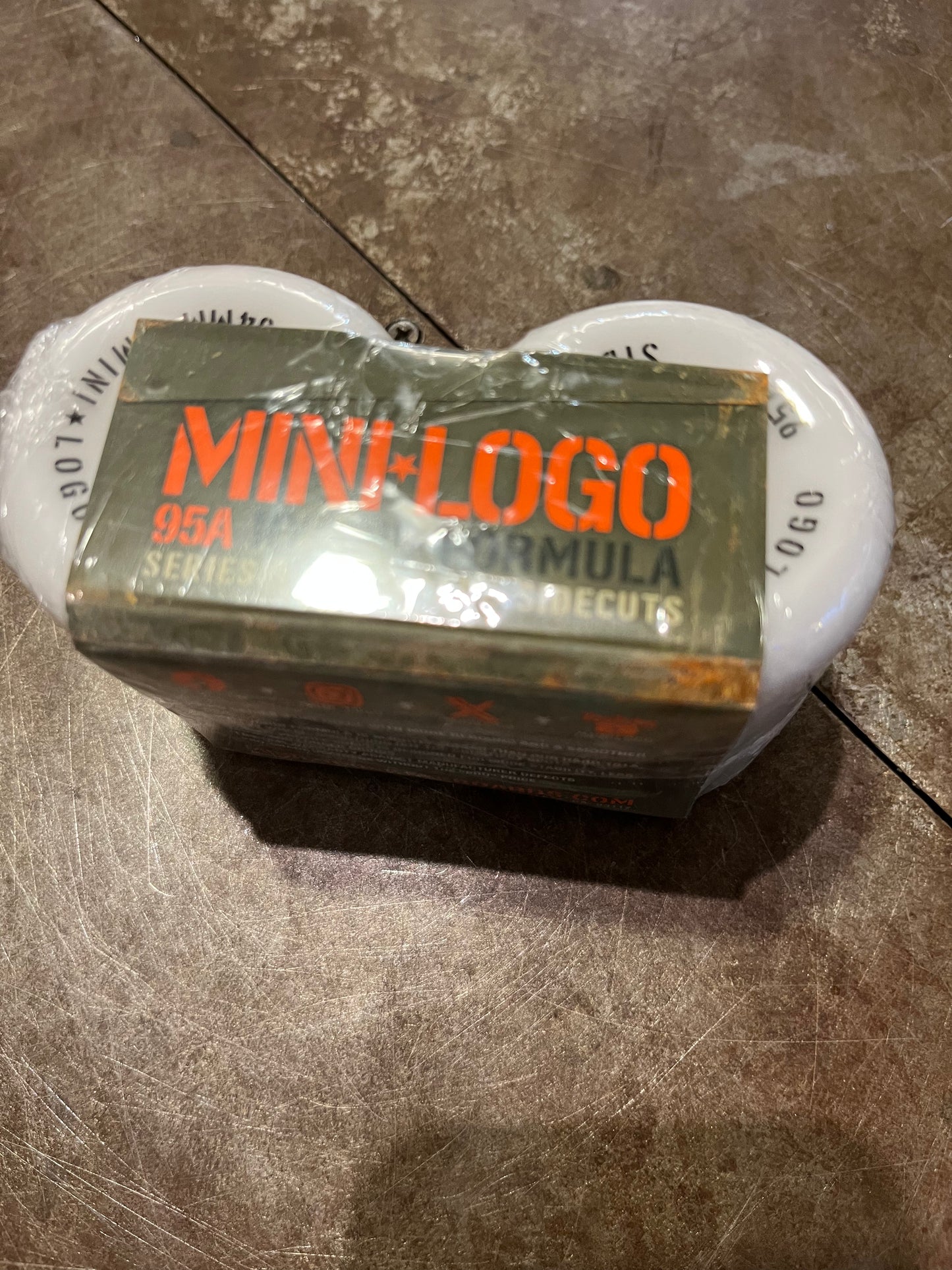 Mini Logo 95A 54mm White Wheels