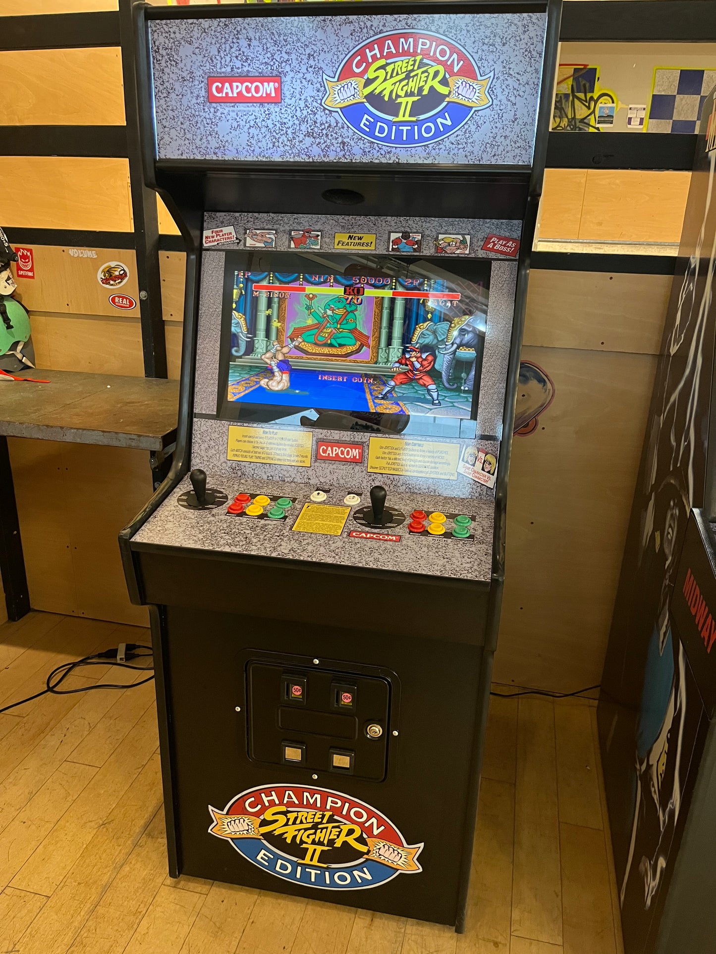 Full Size Commercial Street Fighter II Arcade Game Coin Operated