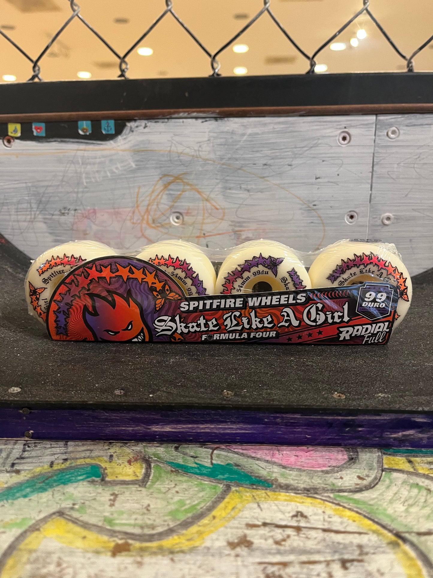 SpiteFire Radial Formula Four 99 Duro 54mm Skate Like A Girl