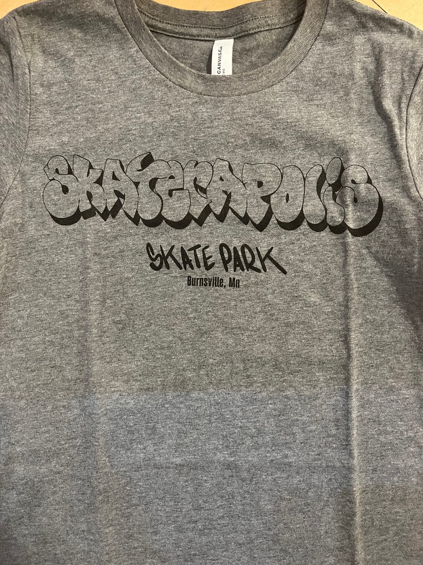 SKATERAPOLIS SHORT SLEEVE LOGO T GRAY