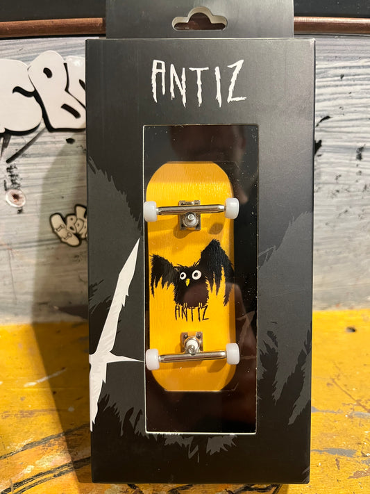 LC BOARDS X ANTIZ 98X34 COMPLETE OWL GRAPHIC FOAM GRIP TAPE